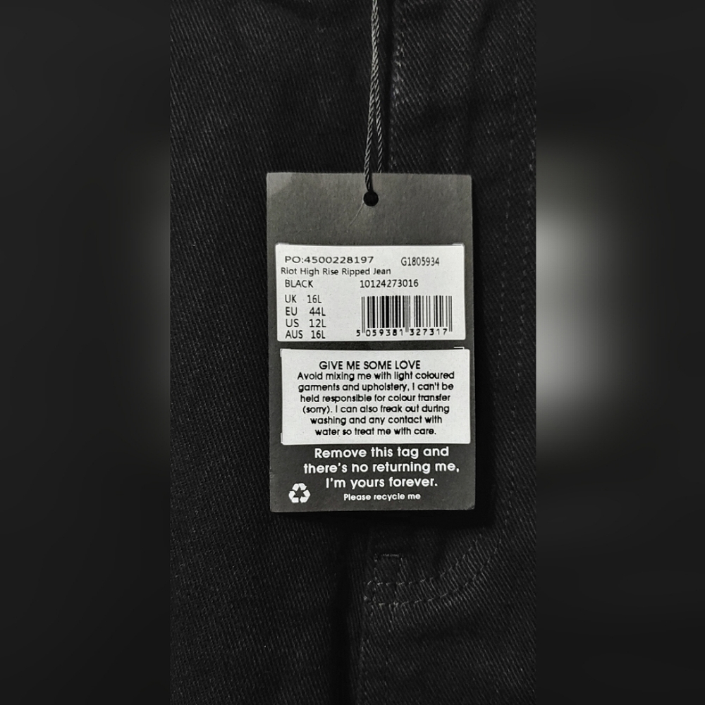 Misguided Black Riot High Rise Ripped Mom Jeans NWT - Picture 8 of 11